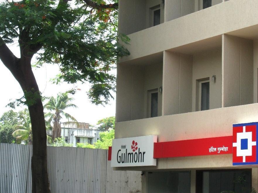 Oyo 1194 Hotel Gulmohr Pune Eksteriør billede