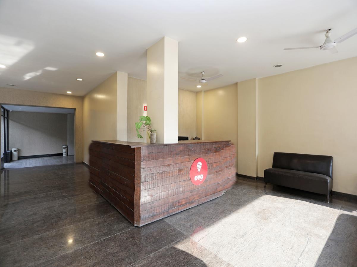 Oyo 1194 Hotel Gulmohr Pune Eksteriør billede