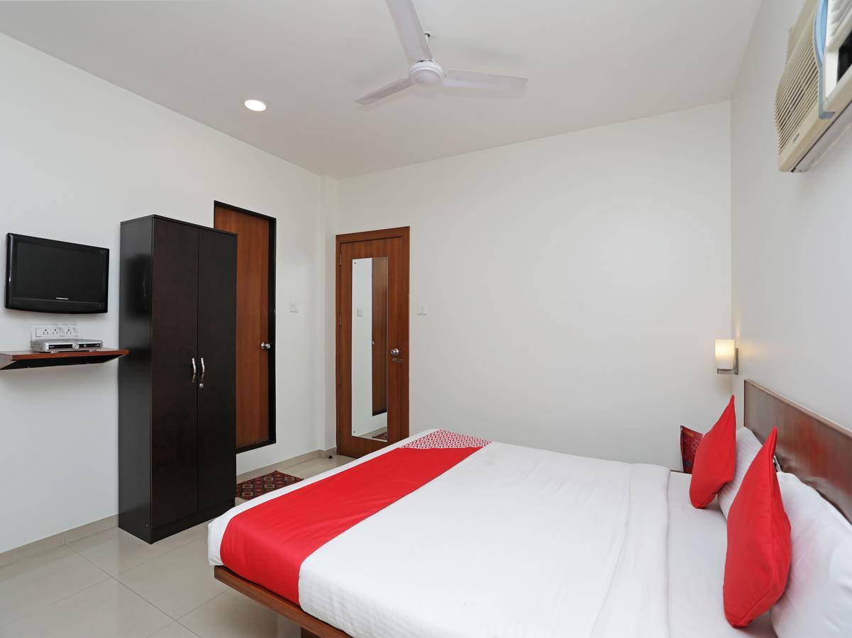 Oyo 1194 Hotel Gulmohr Pune Eksteriør billede