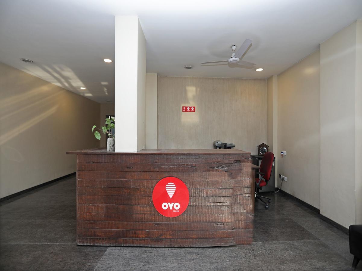 Oyo 1194 Hotel Gulmohr Pune Eksteriør billede